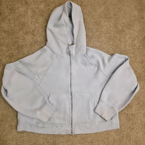 Lululemon - Picture 4 of 5